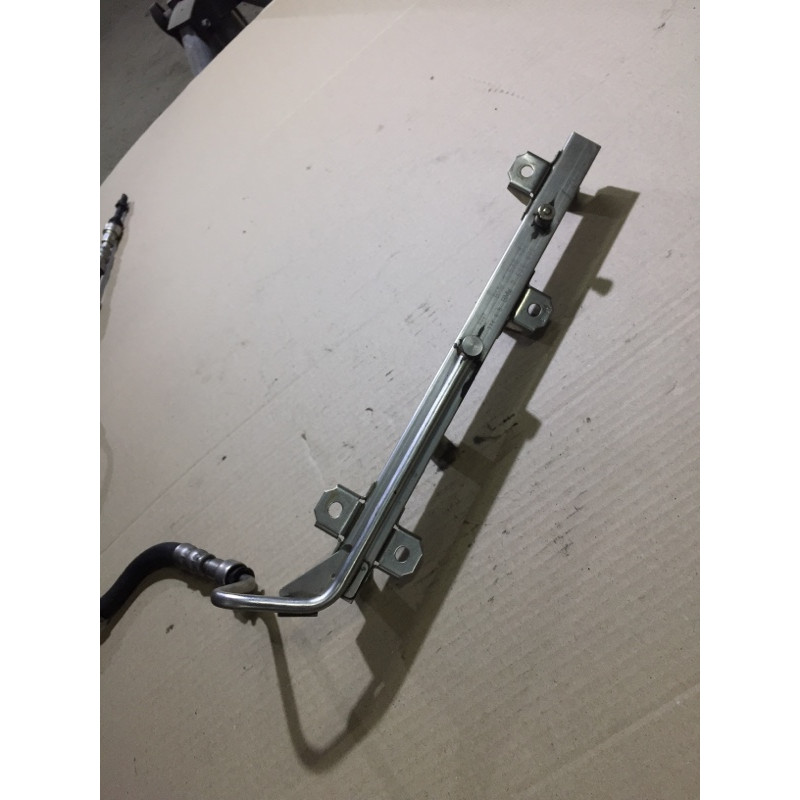 Топливная рампа (топливная система) BMW 3-series E90 2006 N46B20 13537530420