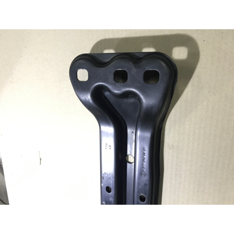 Траверса (трансмиссия) Mercedes-Benz E-class W211 2006 3.2 M112.946 A2112420601