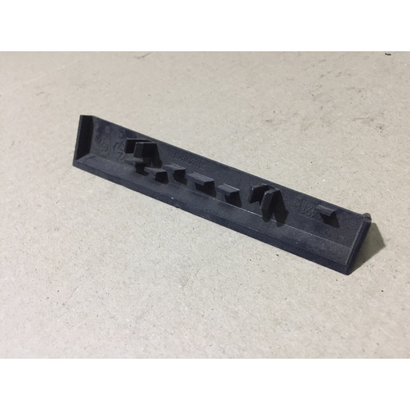 Накладка торпеды (салон) BMW 5-series E34 65811384780