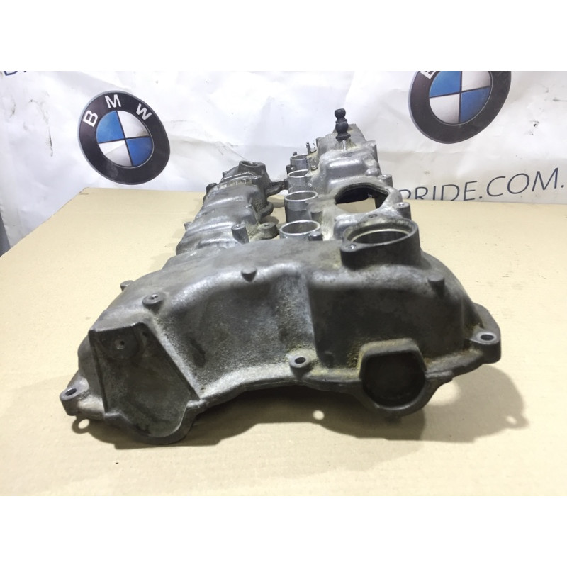 Крышка клапанов (двигатель и элементы) BMW 5-series F10 2013 N63B44 11127566283