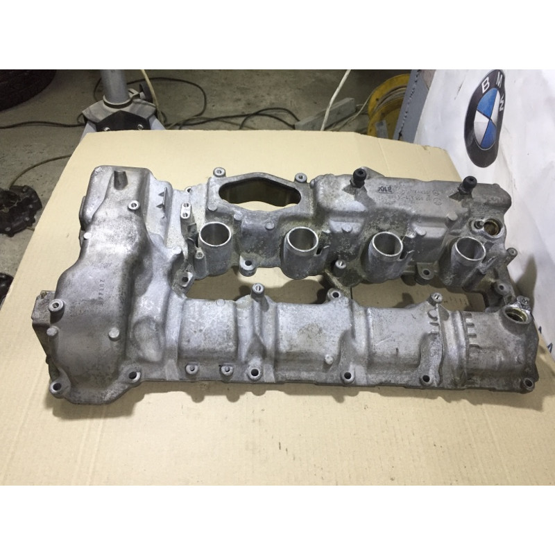 Крышка клапанов (двигатель и элементы) BMW 5-series F10 2013 N63B44 11127566286