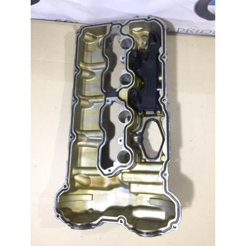 Крышка клапанов (двигатель и элементы) BMW 5-series F10 2013 N63B44 11127566286