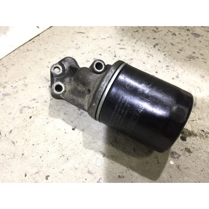 Корпус масляного фильтра (двигатель и элементы) BMW 3-series E30