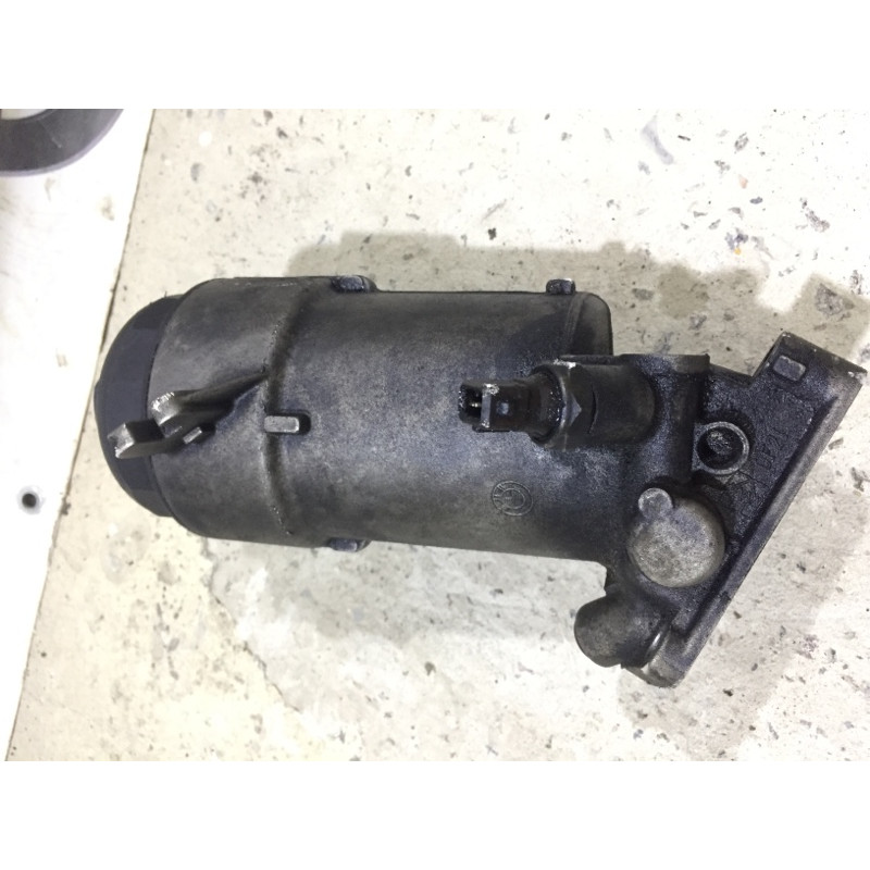 Корпус масляного фильтра (двигатель и элементы) BMW 7-series E38 11422246395