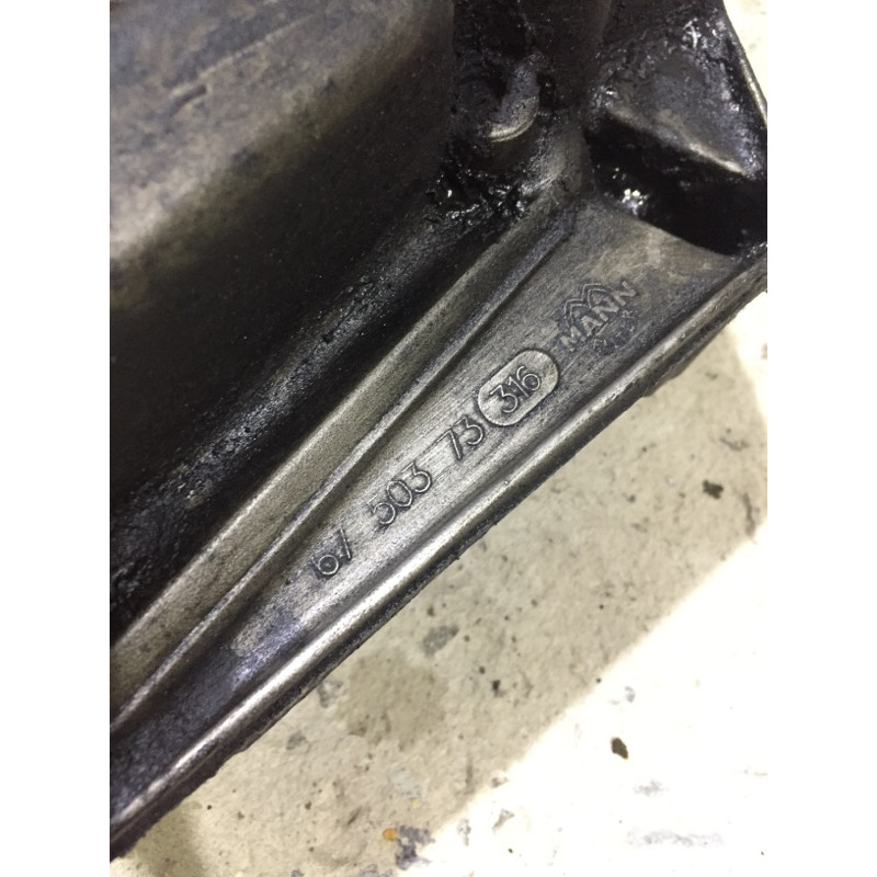 Корпус масляного фильтра (двигатель и элементы) BMW 3-series E36 11422246757