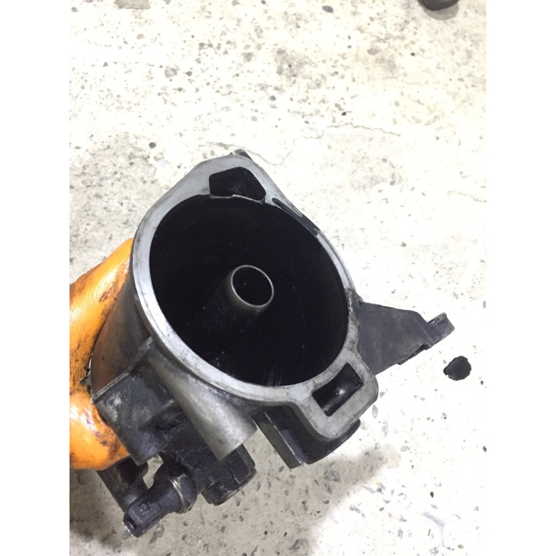 Корпус масляного фильтра (двигатель и элементы) BMW 3-series E36 11422246757