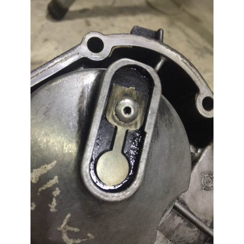 Корпус масляного фильтра (двигатель и элементы) AUDI A6 C5 2001 2.5 AKE 059115405E