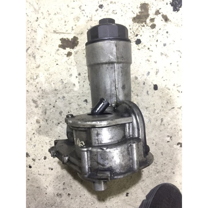 Корпус масляного фильтра (двигатель и элементы) AUDI A6 C5 2001 2.5 AKE 059115405E