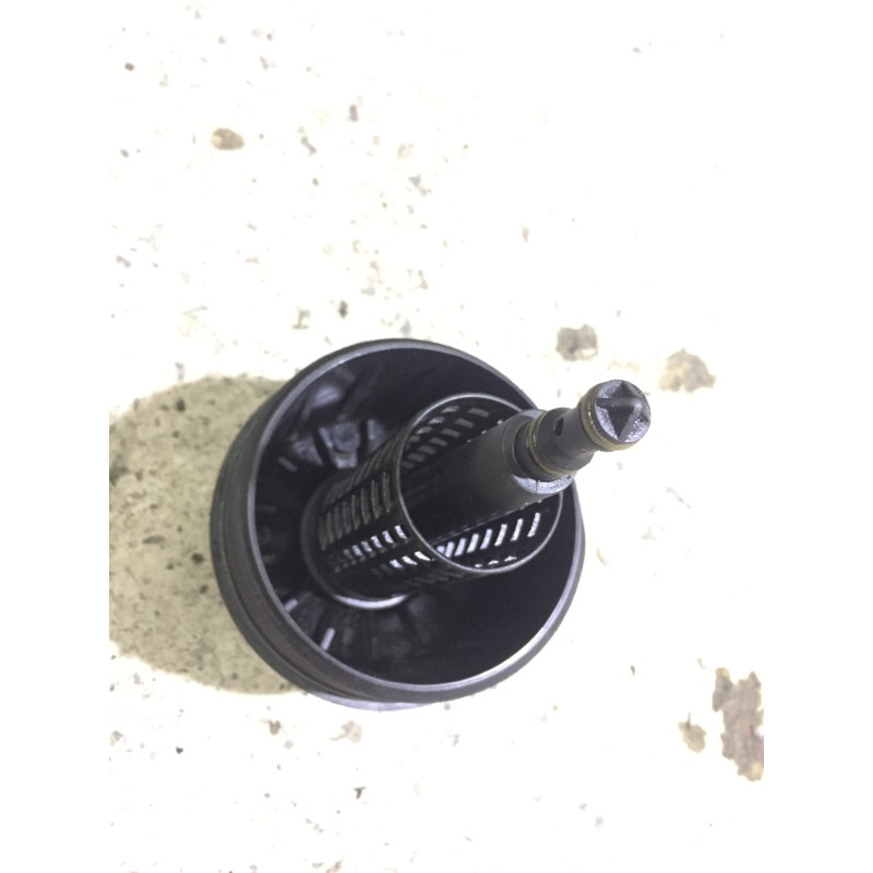 Крышка масляного фильтра (двигатель и элементы) BMW 5-series E39 11421744000