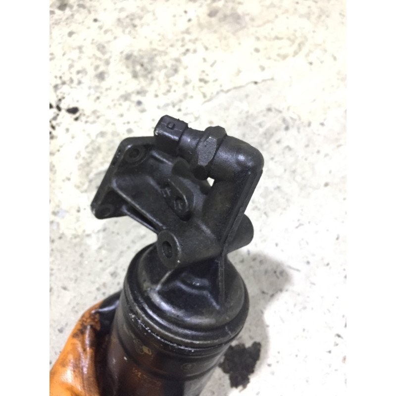 Корпус масляного фильтра (двигатель и элементы) Land Rover Freelander L314 1.8B bzv1194c3