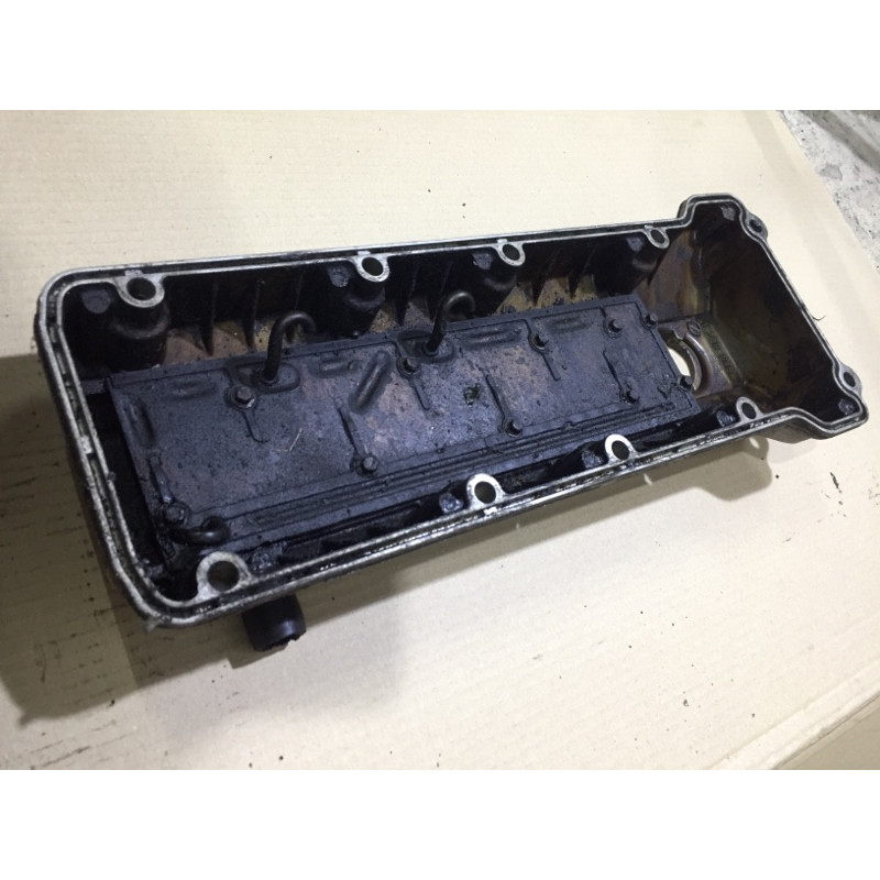 Крышка клапанов (двигатель и элементы) BMW 3-series E46 1998 M43b18 1739643