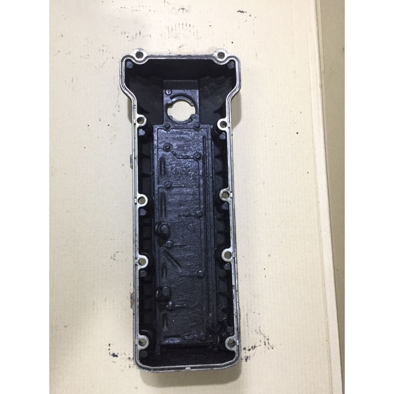 Крышка клапанов (двигатель и элементы) BMW 3-series E46 M43b18 1739643