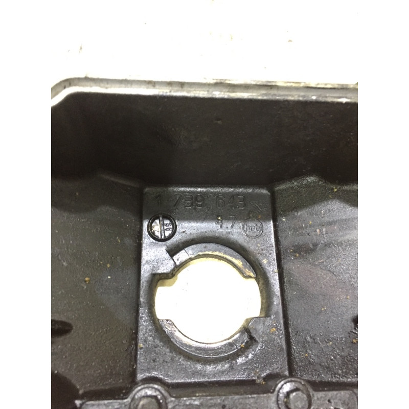 Крышка клапанов (двигатель и элементы) BMW 3-series E46 M43b18 1739643