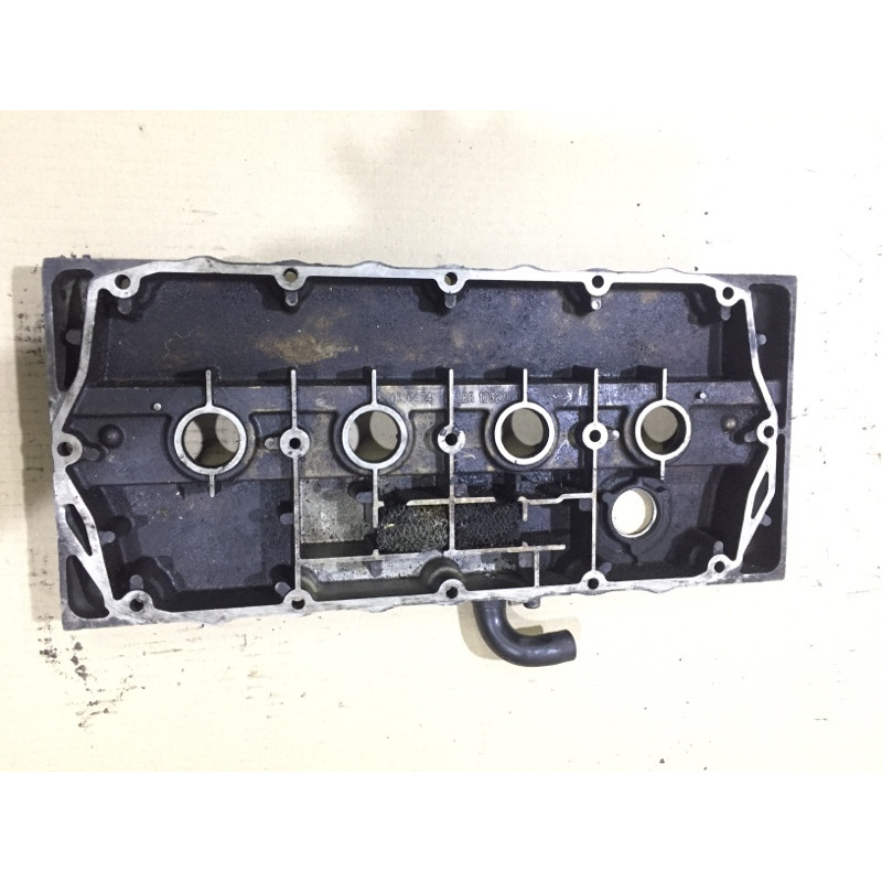 Крышка клапанов (двигатель и элементы) Land Rover Freelander L314 1.8B LDR103270