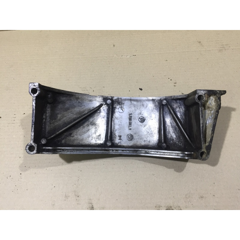 Кронштейн (двигатель и элементы) BMW 5-series E34 11141286342