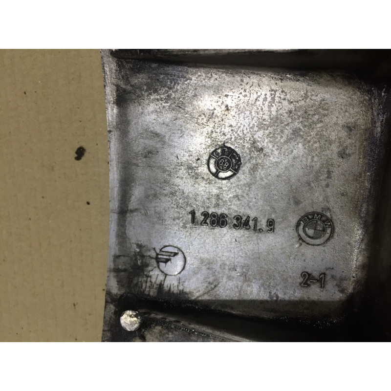 Кронштейн (двигатель и элементы) BMW 5-series E34 11141286342