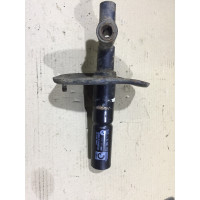 Кронштейн посилювача бампера