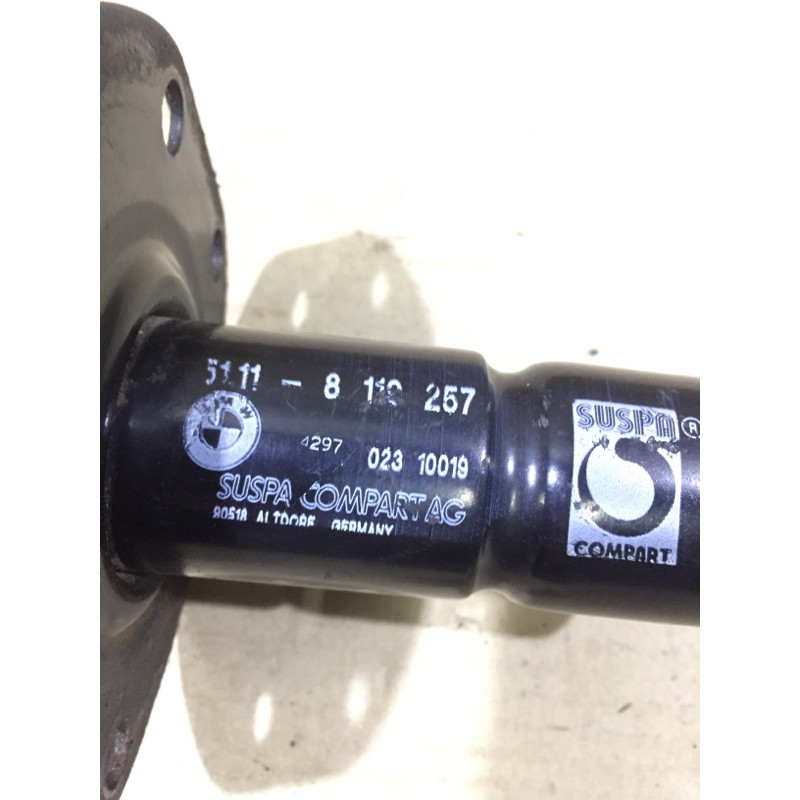 Кронштейн усилителя бампера (стекла и зеркала) BMW 3-series E36 51118119257