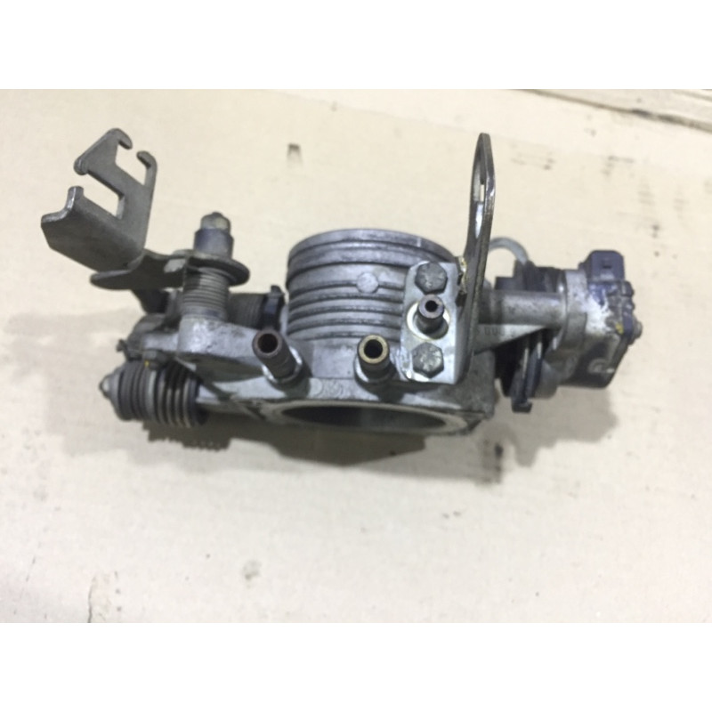 Дроссельная заслонка (электрика двигателя) BMW 5-series E34 1735606