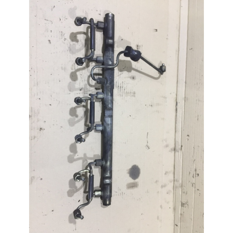 Топливная рампа (топливная система) BMW 5-series E39 2001 M57d30 13537805722