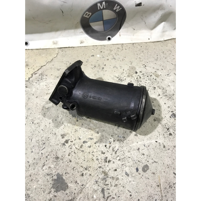 Корпус масляного фильтра (двигатель и элементы) BMW 5-series E34 11422243259