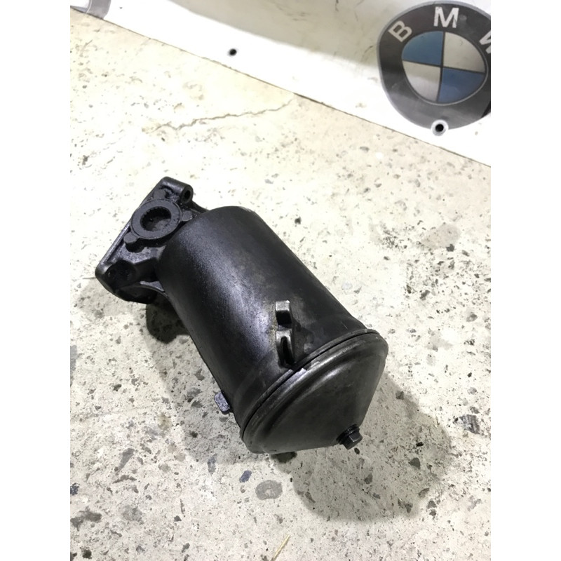 Корпус масляного фильтра (двигатель и элементы) BMW 5-series E34 11422243259