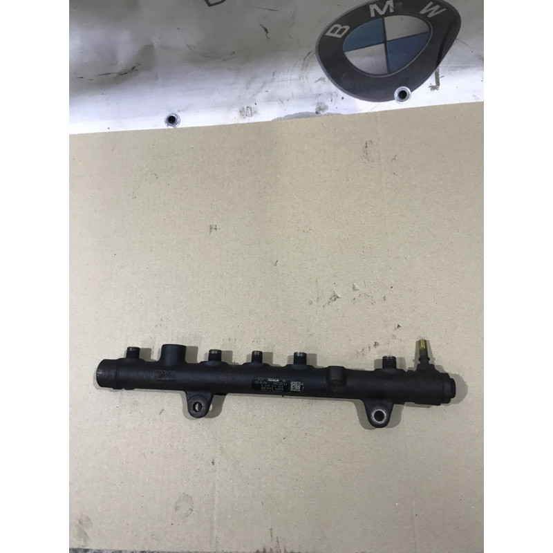 Топливная рампа (топливная система) Opel Vivaro 1 2007 1.9 D 0445214065