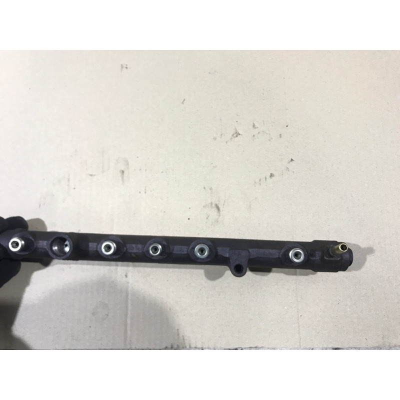 Топливная рампа (топливная система) Opel Vivaro 1 2007 1.9 D 0445214065