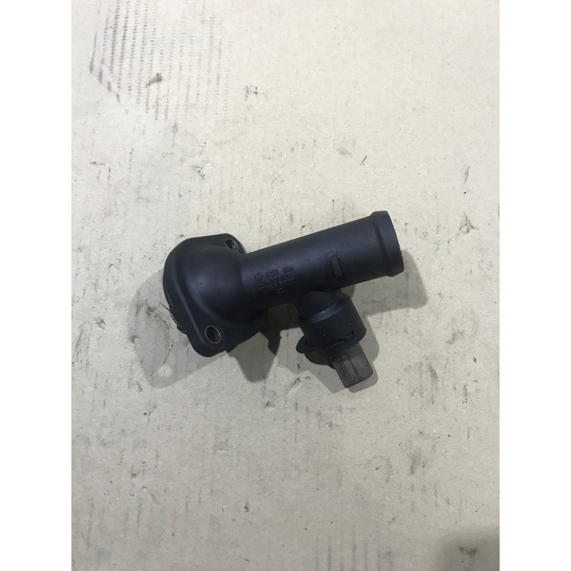 Термостат (система охлаждения) Volkswagen Golf 1K 2004 2.0 BKD 03G121121B