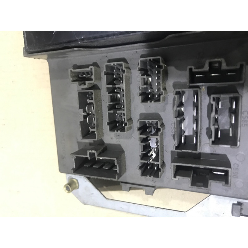 Блок предохранителей (электрика) Land Rover Freelander L314 1.8B YWC106080