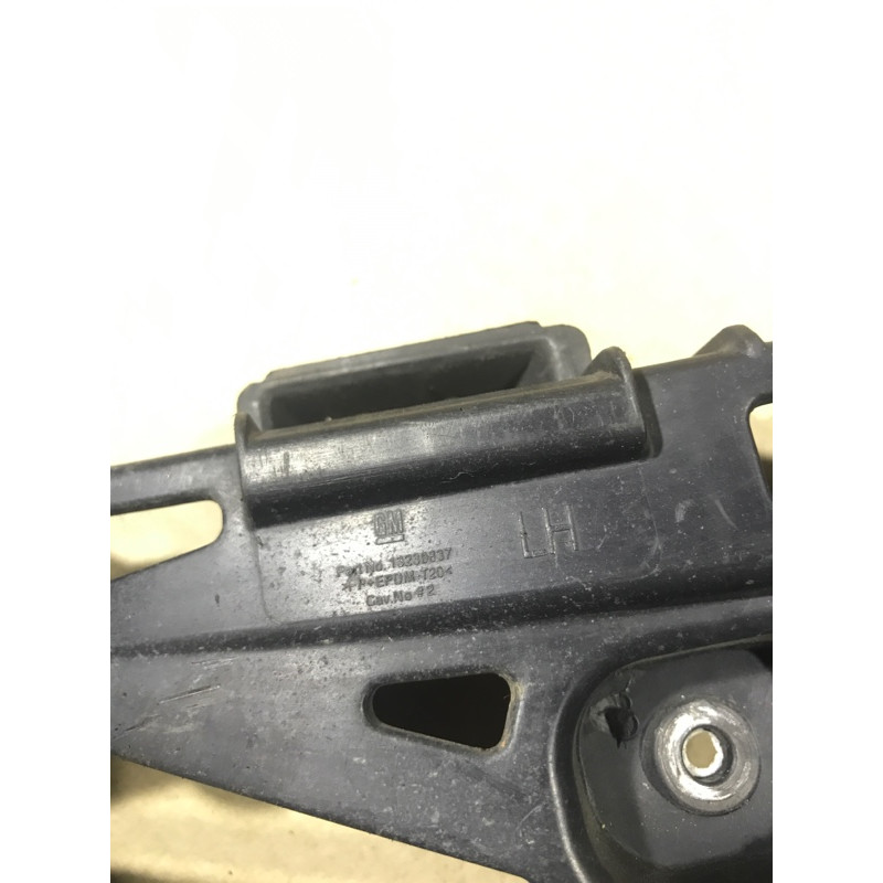 Крепление бампера (кузов и элементы) Opel Insignia A 2012 2.0 DTH 13238837