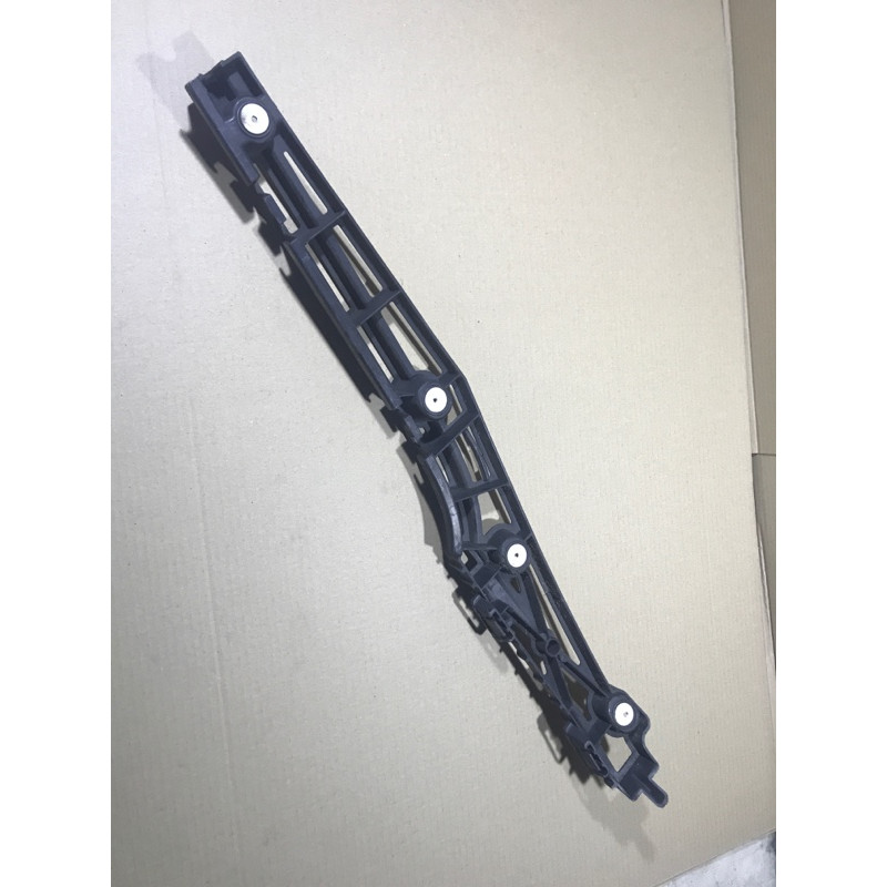Крепление бампера (кузов и элементы) Opel Insignia A 2010 2.0 DTH 13238838