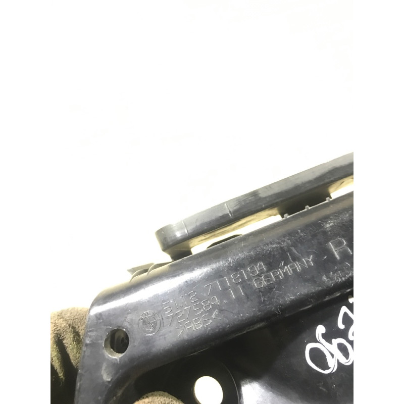 Кронштейн фары (кузов и элементы) BMW 3-series E90 2006 N46B20 51127118194