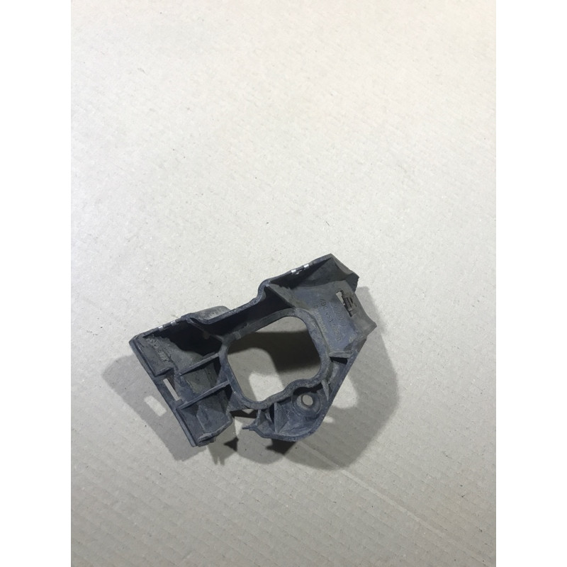 Крепление порога (кузов и элементы) AUDI A6 C5 2001 2.5 AKE 4B0853922B