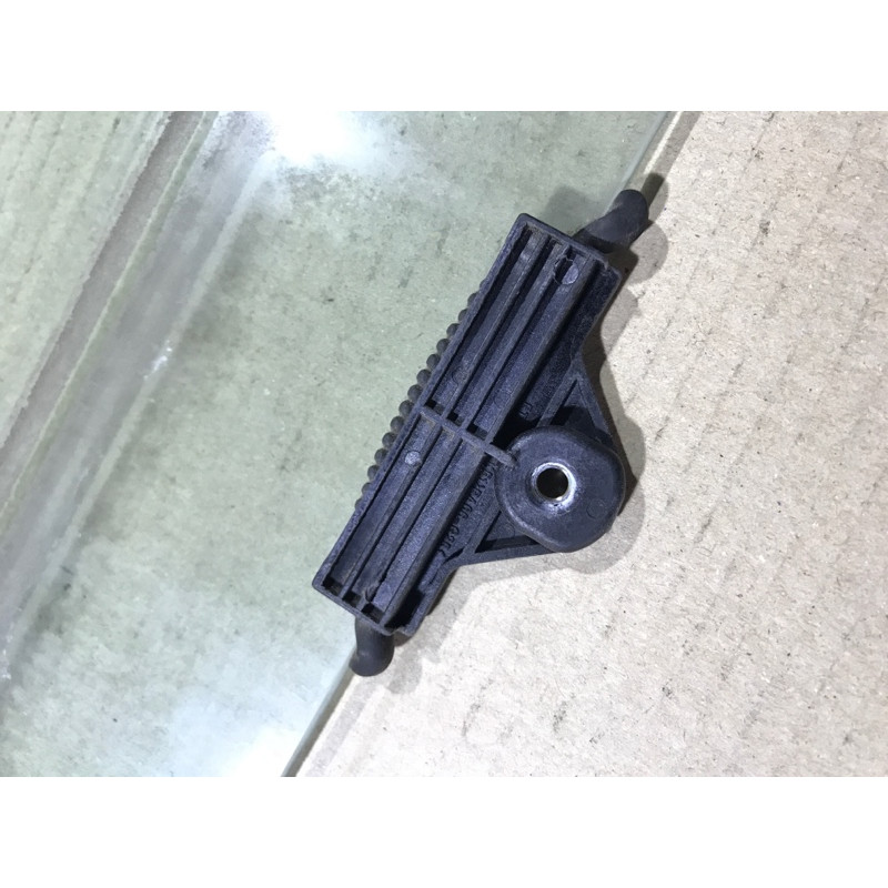 Стекло (кузов и элементы) Hyundai Santa Fe CM 2009 2.2 CRDI 834202B020