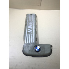 Декоративная крышка двигателя