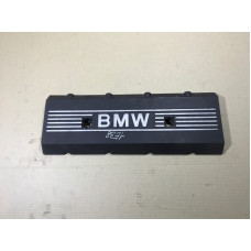 Декоративная крышка двигателя