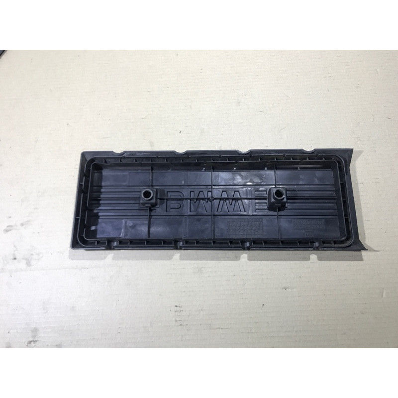 Декоративная крышка двигателя (двигатель и элементы) BMW 7-series E38 11121736003