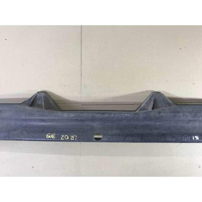 Усилитель бампера (наружные элементы кузова) Land Rover Freelander L314 1.8B DQE500060