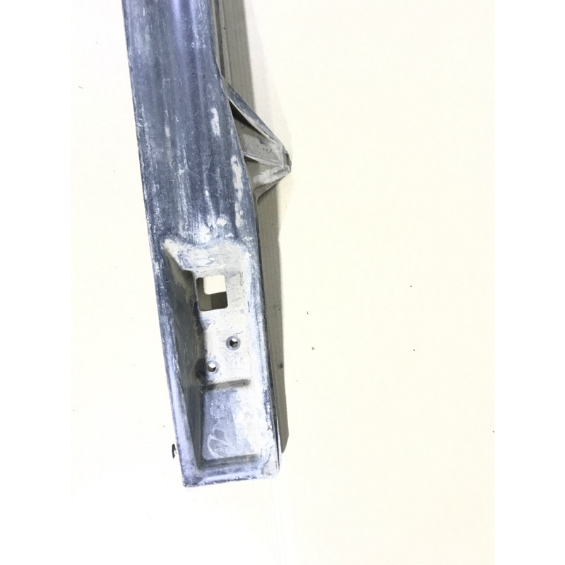 Усилитель бампера (наружные элементы кузова) Land Rover Freelander L314 1.8B DQE500060