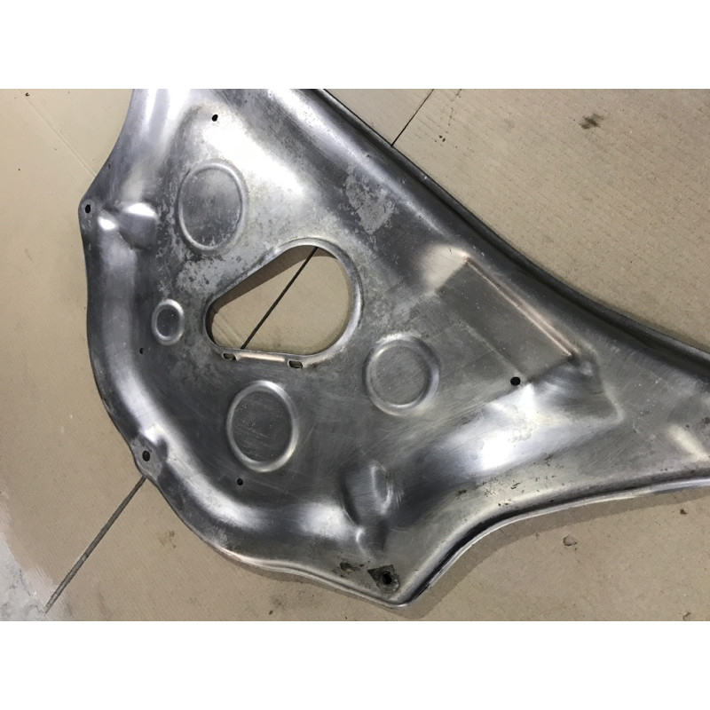 Захист двигуна (кузов і елементи) BMW 5-series E60 2004 M54B22 31116752310