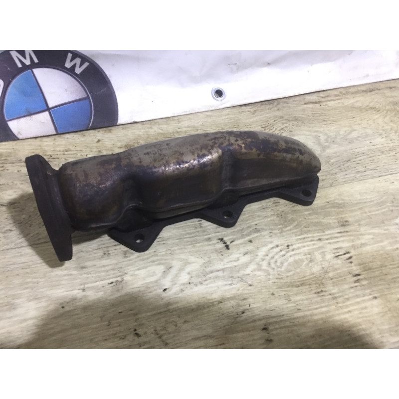 Коллектор выпускной (выпускная система) Volkswagen Passat B5 2003 2.5 AKN 059253033C