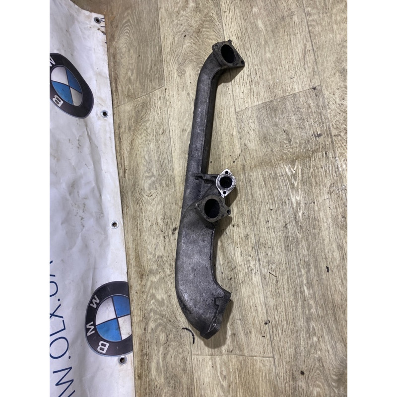 Патрубок впускного колектора (впускная система) Volkswagen Passat B5 2003 2.5 AKN 059145770b