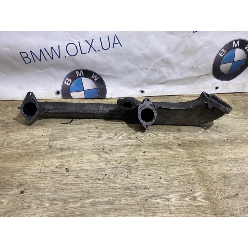 Патрубок впускного колектора (впускная система) Volkswagen Passat B5 2003 2.5 AKN 059145770b