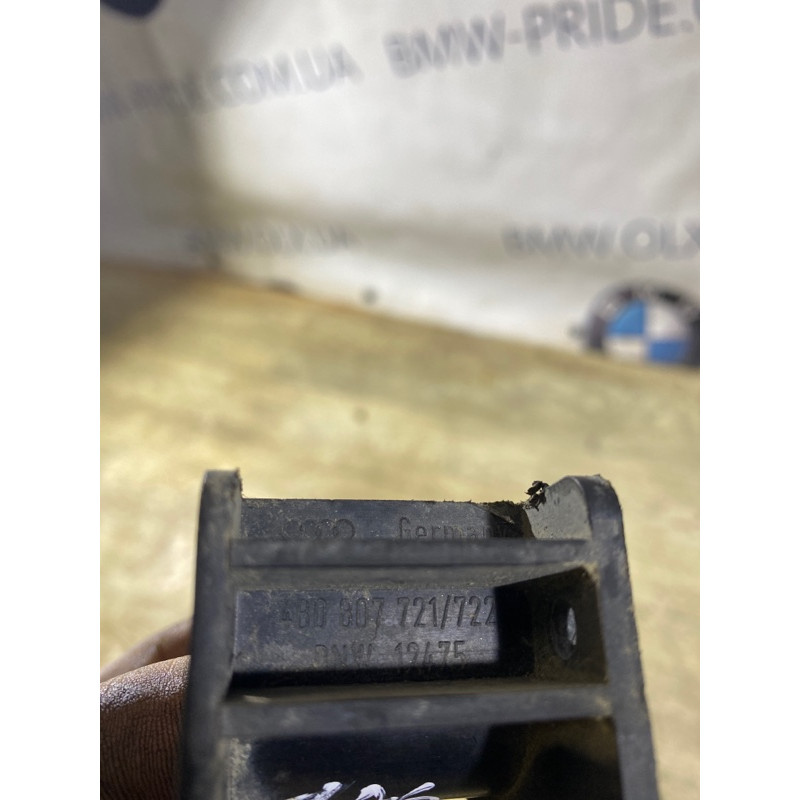 Кронштейн (двигатель и элементы) AUDI A6 C5 2001 2.5 AKE 4b0807721