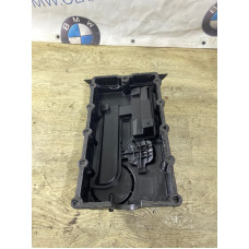 Крышка клапанов