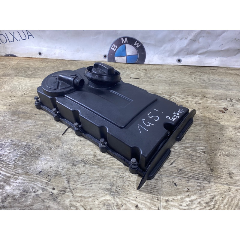 Крышка клапанов (двигатель и элементы) Volkswagen Golf 1K 2004 2.0 BKD 03g103475