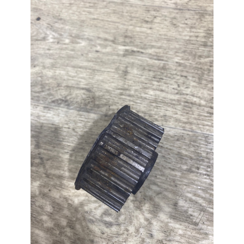 Звезда (двигатель и элементы) AUDI A6 C5 2001 2.5 AKE 059105263a