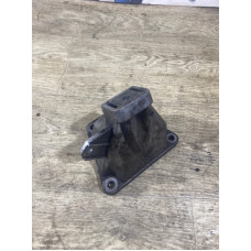 Кронштейн подушки двигателя