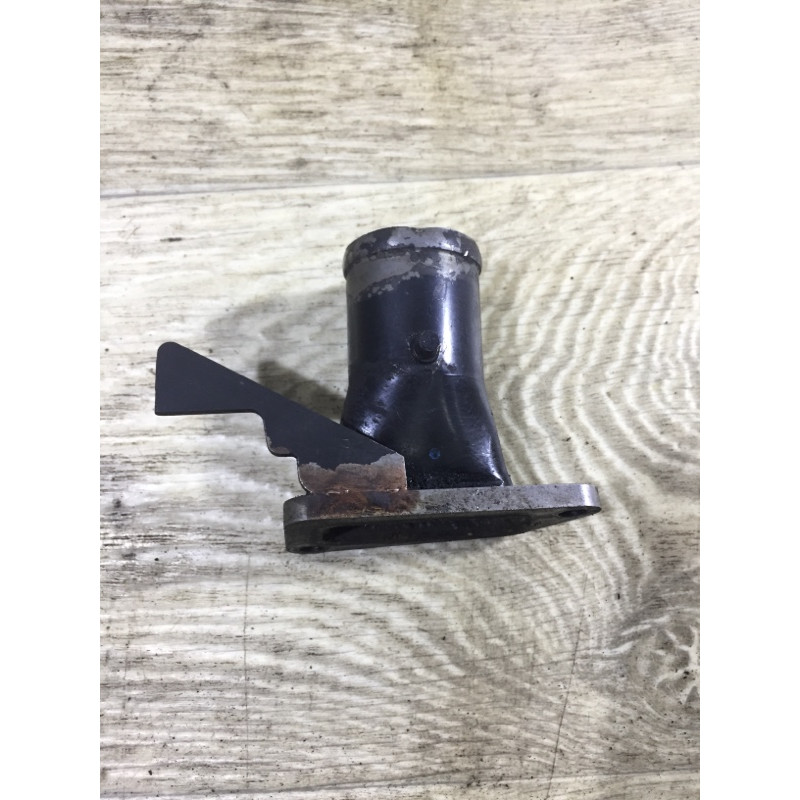 Фланец (система охлаждения) Opel Insignia A 2012 2.0 DTH 55566104